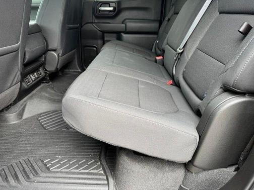 Black 2021 Chevrolet Silverado 1500 LT