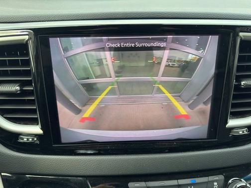Bright White Clearcoat 2023 Chrysler Pacifica Touring L