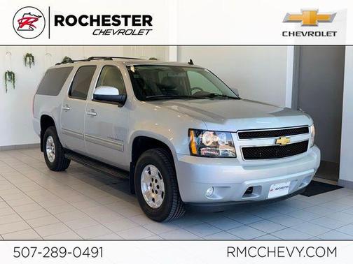 Silver Ice Metallic 2013 Chevrolet Suburban 1500 LT