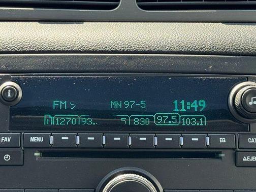 Silver Ice Metallic 2013 Chevrolet Suburban 1500 LT