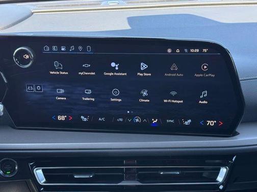 Mosaic Black Metallic 2026 Chevrolet Traverse LT