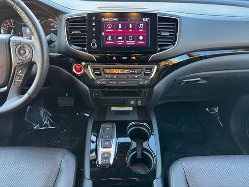 2023 Honda Ridgeline Black