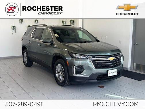Silver Sage Metallic 2023 Chevrolet Traverse LT Cloth