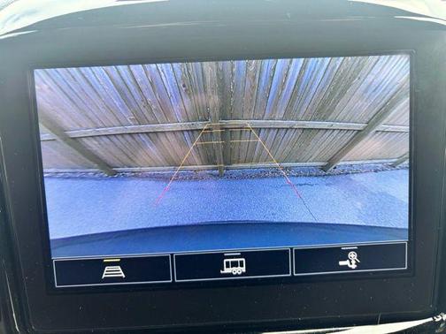 Silver Sage Metallic 2023 Chevrolet Traverse LT Cloth