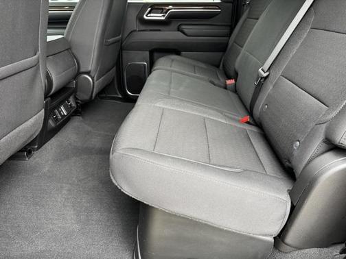 2024 Chevrolet Silverado 3500 LT