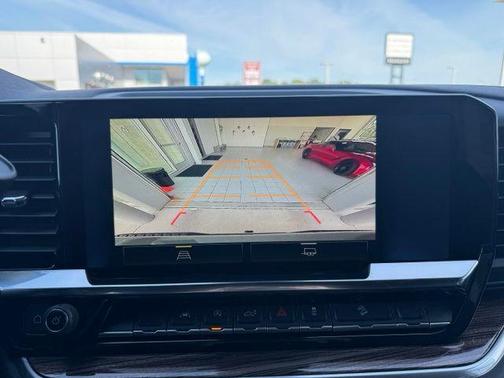 Sterling 2026 Chevrolet Silverado 1500 LT
