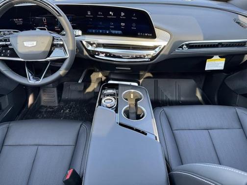 2025 Cadillac LYRIQ Luxury w/1SD