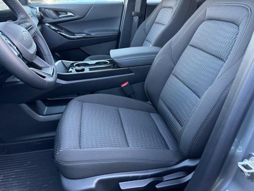 Sterling Gray Metallic 2026 Chevrolet Equinox AWD LT