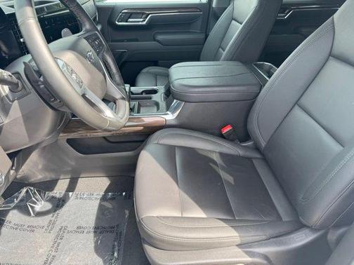 Summit White 2025 Chevrolet Silverado 1500 LT Trail Boss