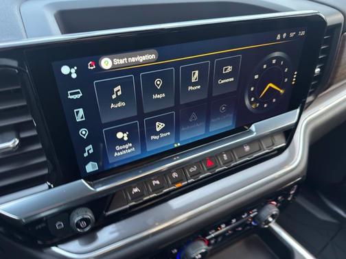Polar White 2026 Chevrolet Silverado 1500 High Country