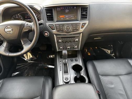 2020 Nissan Pathfinder SL 4WD