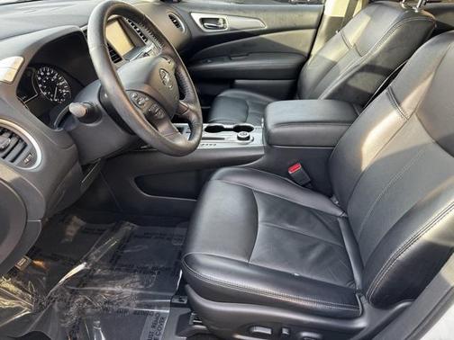 2020 Nissan Pathfinder SL 4WD