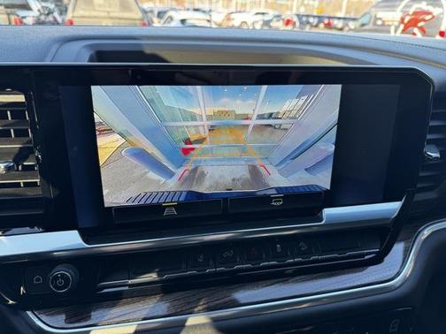 2025 Chevrolet Silverado 3500 LT