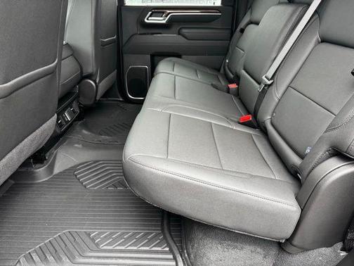 2026 Chevrolet Silverado 3500 LT