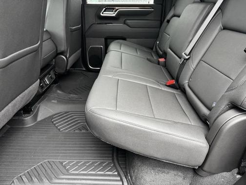 2026 Chevrolet Silverado 3500 LT