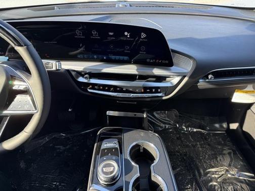 2026 Cadillac LYRIQ Premium Luxury