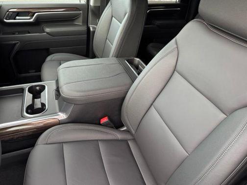Summit White 2026 Chevrolet Silverado 2500 LT