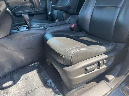 Crystal Black Pearl 2019 Honda Pilot EX-L