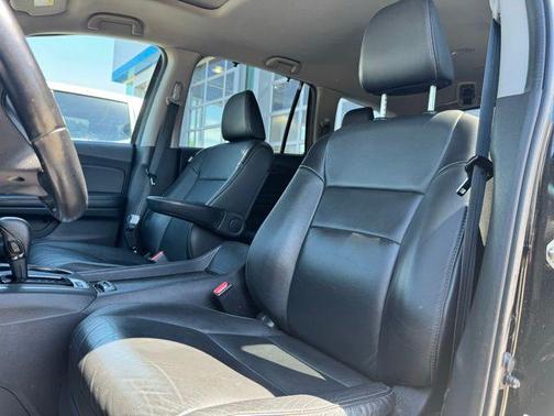 Crystal Black Pearl 2019 Honda Pilot EX-L