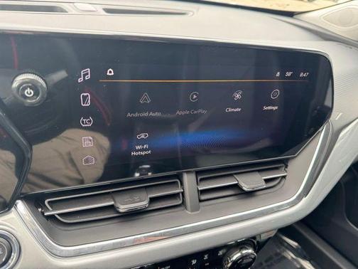 Sterling Gray Metallic 2026 Chevrolet Trax LT