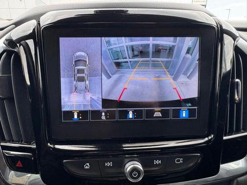 Mosaic Black Metallic 2023 Chevrolet Traverse RS