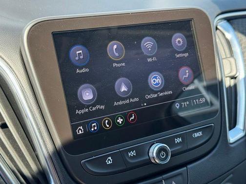 Summit White 2021 Chevrolet Malibu FWD LT