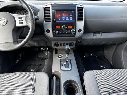 2021 Nissan Frontier SV