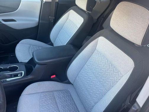 Mosaic Black Metallic 2022 Chevrolet Equinox 1LT