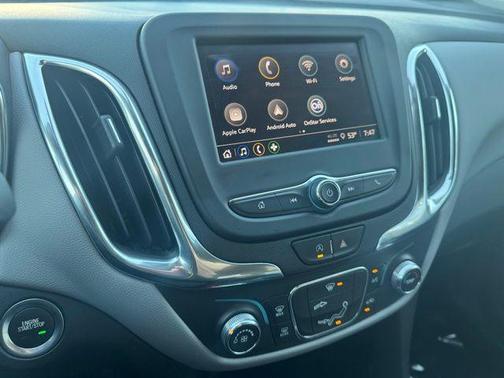 Mosaic Black Metallic 2022 Chevrolet Equinox 1LT