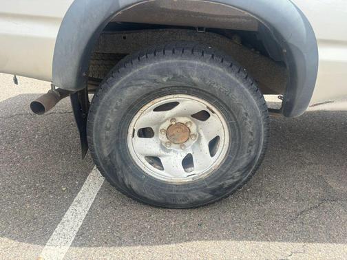Lunar Mist Metallic 2001 Toyota Tacoma Xtracab