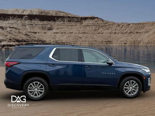 Northsky Blue Metallic 2023 Chevrolet Traverse LT Cloth