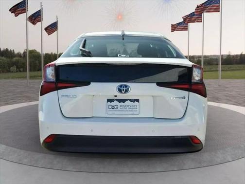 2022 Toyota Prius LE