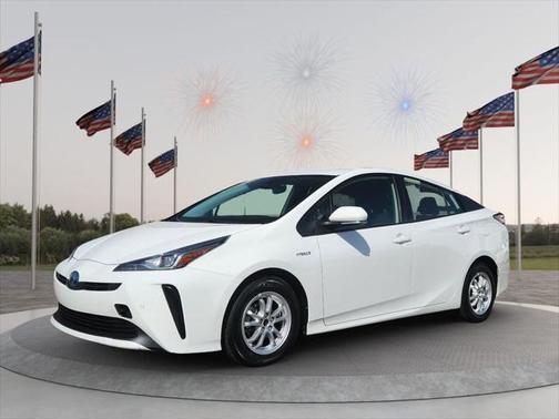 2022 Toyota Prius LE