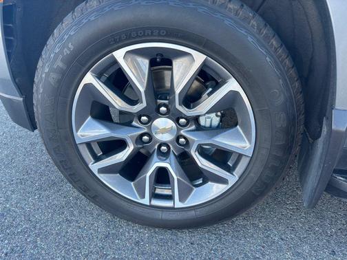 2021 Chevrolet Suburban LT