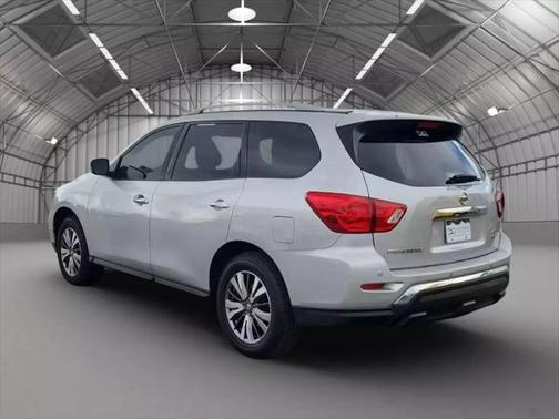 2019 Nissan Pathfinder SV