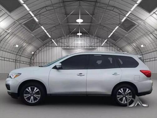 2019 Nissan Pathfinder SV