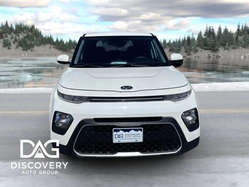 Snow White Pearl 2021 Kia Soul LX