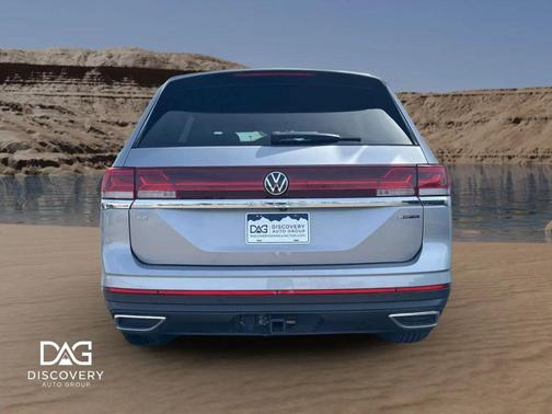 2024 Volkswagen Atlas 2.0T SE w/Technology 4MOTION