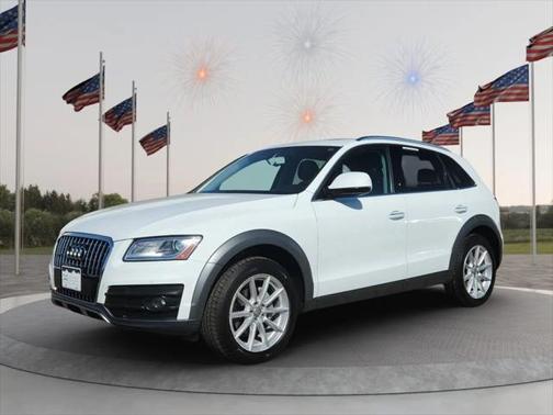 2017 Audi Q5 2.0T Premium Plus