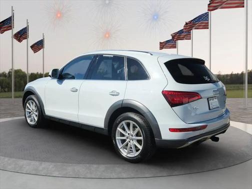 2017 Audi Q5 2.0T Premium Plus