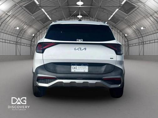 White 2020 Nissan Rogue SV