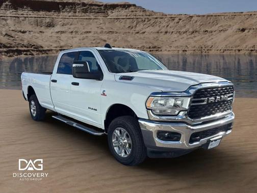 2023 RAM 2500 Big Horn Crew Cab 4x4 8' Box
