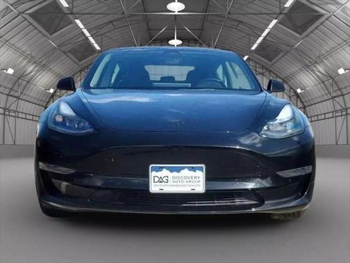 2022 Tesla Model 3 Standard Range