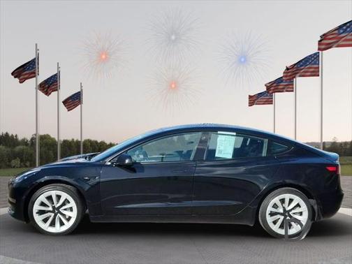 2022 Tesla Model 3 Standard Range