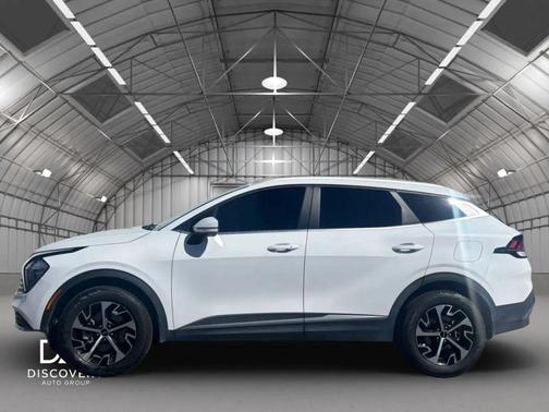 Glacial White Pearl 2023 Kia Sportage EX