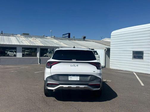 Glacial White Pearl 2023 Kia Sportage EX