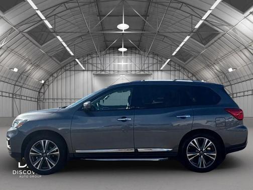 Gun Metallic 2019 Nissan Pathfinder Platinum