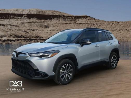 Sonic Silver/Jet Black 2024 Toyota Corolla Hybrid SE SUV