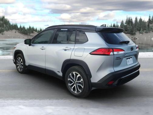 2024 Toyota Corolla Hybrid SE