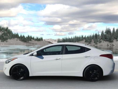 2011 Hyundai ELANTRA Limited